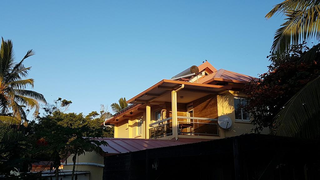 Kaz' D'O Apartment L'Etang-Sale ภายนอก รูปภาพ